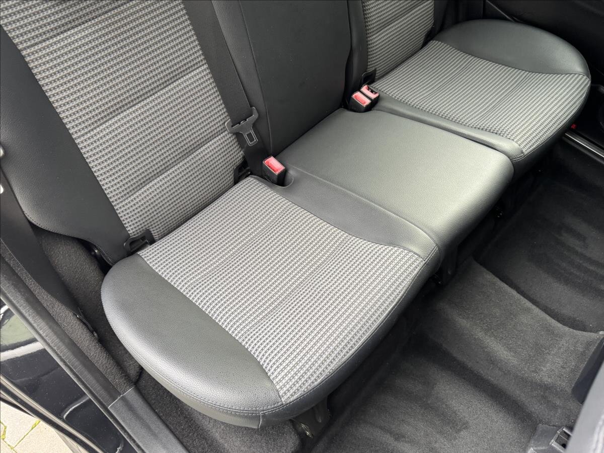 Mercedes-Benz Třídy B Hatchback 2,0 l 103 kw