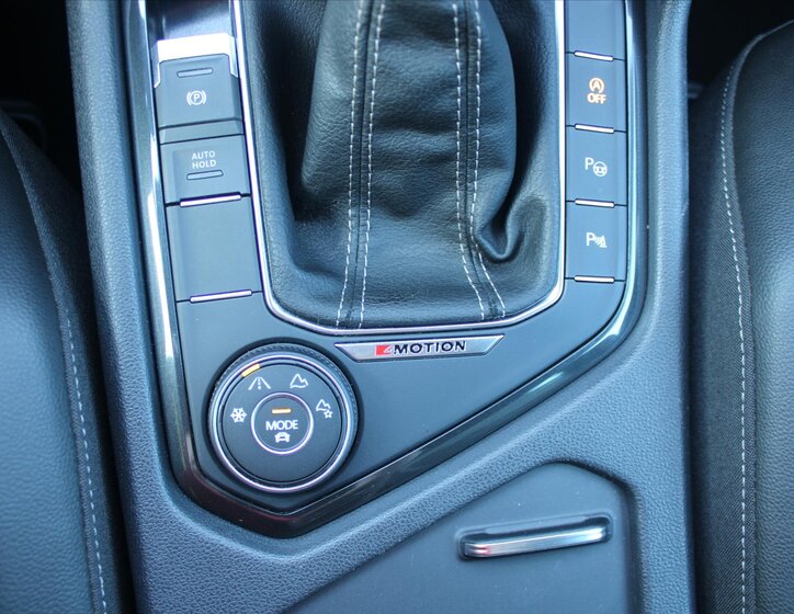 Volkswagen Tiguan 14