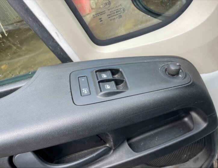 Toyota Ostatní Skříň 2,2 l 88 kw