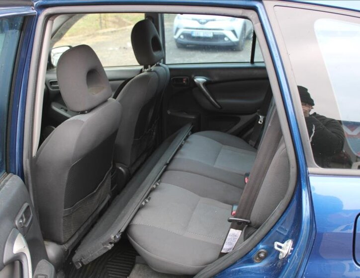 Toyota RAV4 Ostatní 2,0 l 85 kw