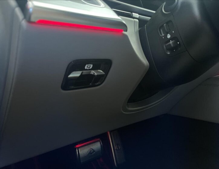 Mercedes-Benz Třídy S Ostatní 6,0 l 450 kw