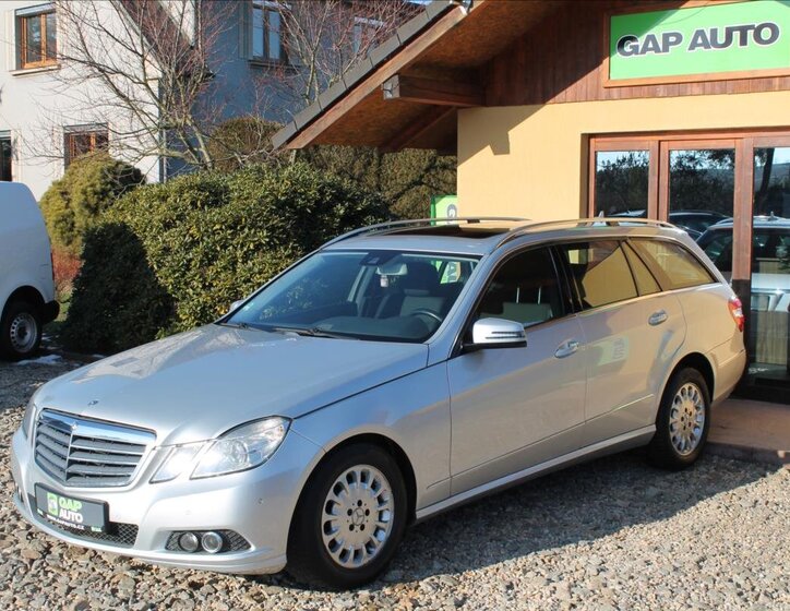 Mercedes-Benz Třídy E Kombi 2,1 l 125 kw