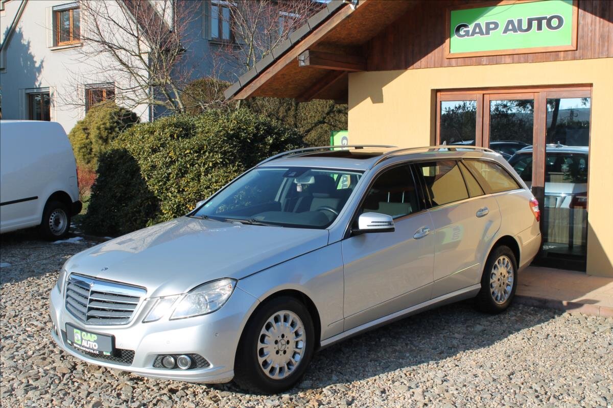 Mercedes-Benz Třídy E Kombi 2,1 l 125 kw