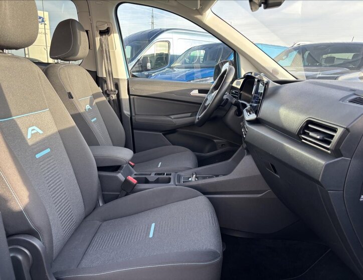 Ford Tourneo Connect 23