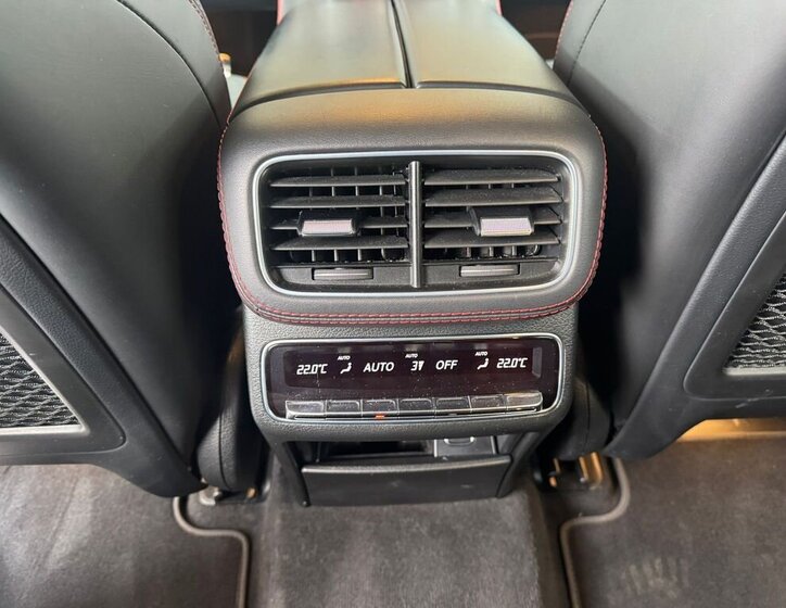 Mercedes-Benz GLE SUV 3,0 l 320 kw