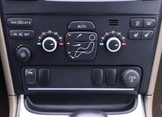 Volvo XC90 SUV / Terénní 2,4 l 147 kw