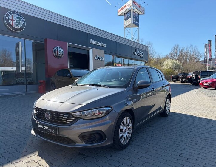Fiat Tipo Hatchback 1,4 l 88 kw