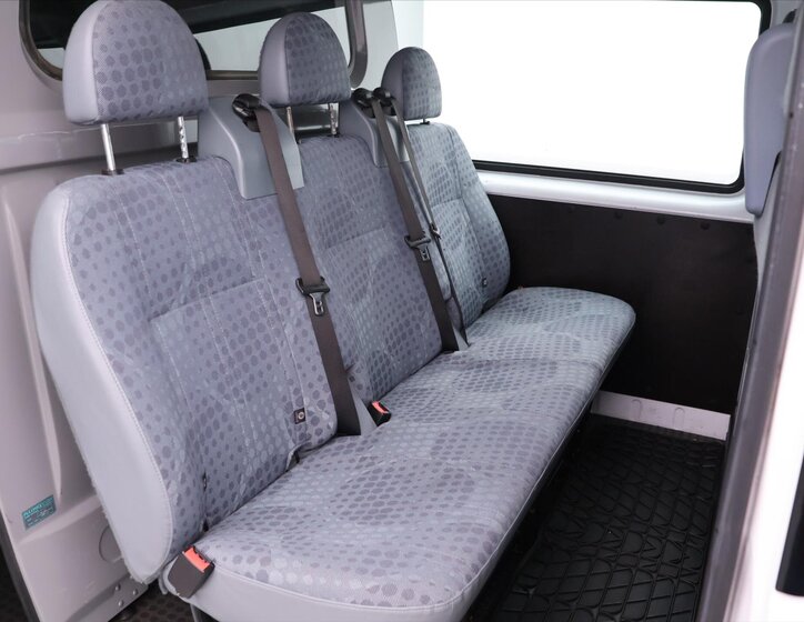 Ford Transit Kombi 2,2 l 92 kw