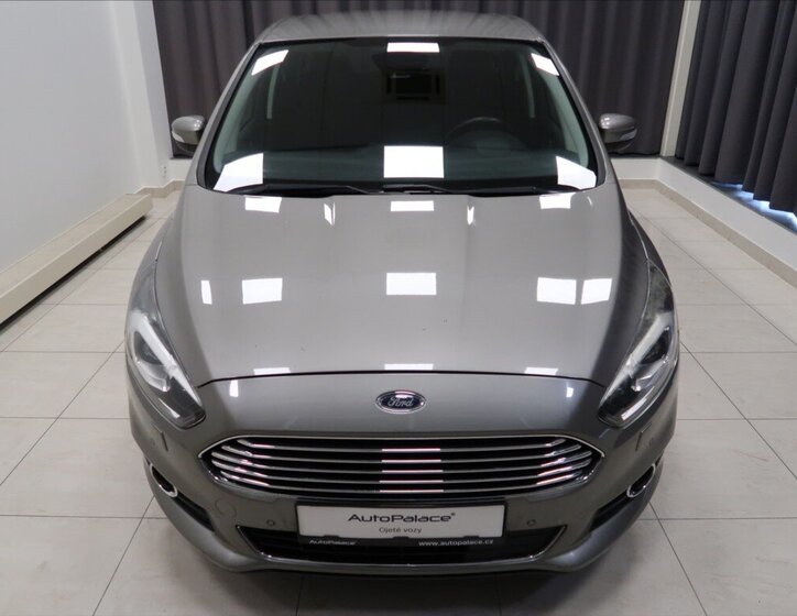 Ford S-MAX MPV 2,0 l 132 kw