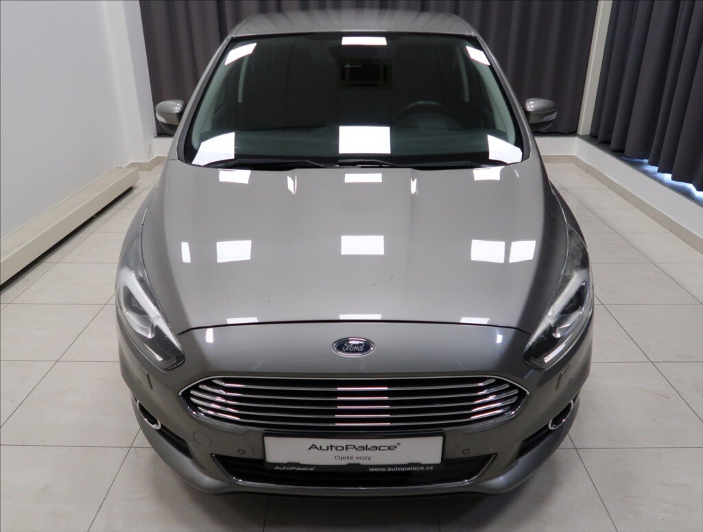 Ford S-MAX MPV 2,0 l 132 kw
