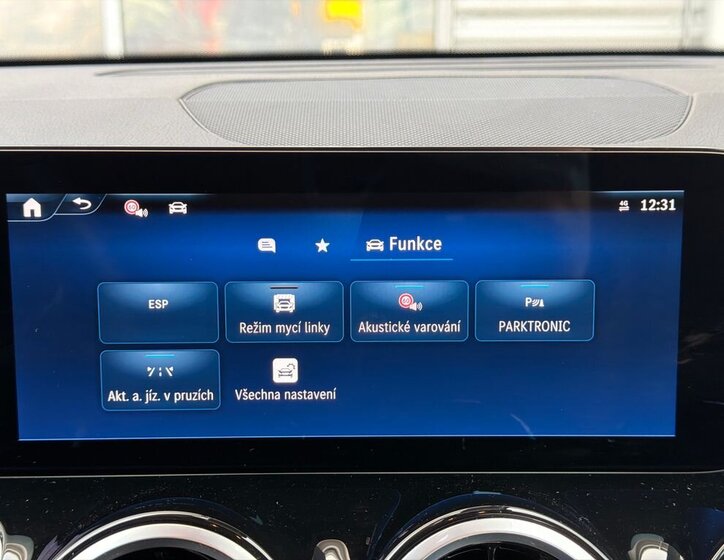 Mercedes-Benz GLB SUV / Terénní 2,0 l 85 kw