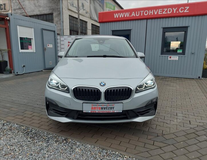BMW Řada 2 4