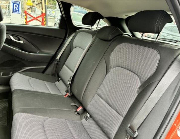 Hyundai i30 Kombi 1,5 l 70 kw