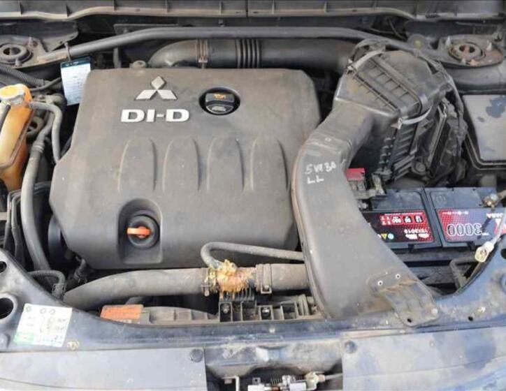 Mitsubishi Outlander 15