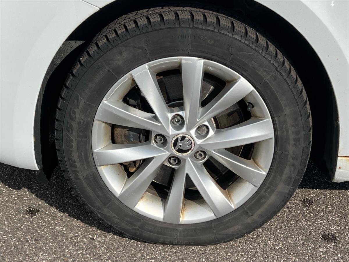 Škoda Superb Kombi 2,0 l 103 kw