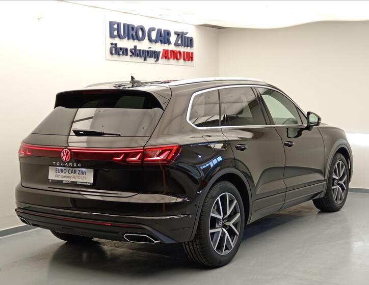Volkswagen Touareg 6