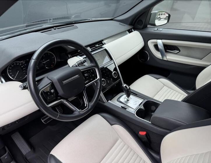 Land Rover Discovery Sport 9