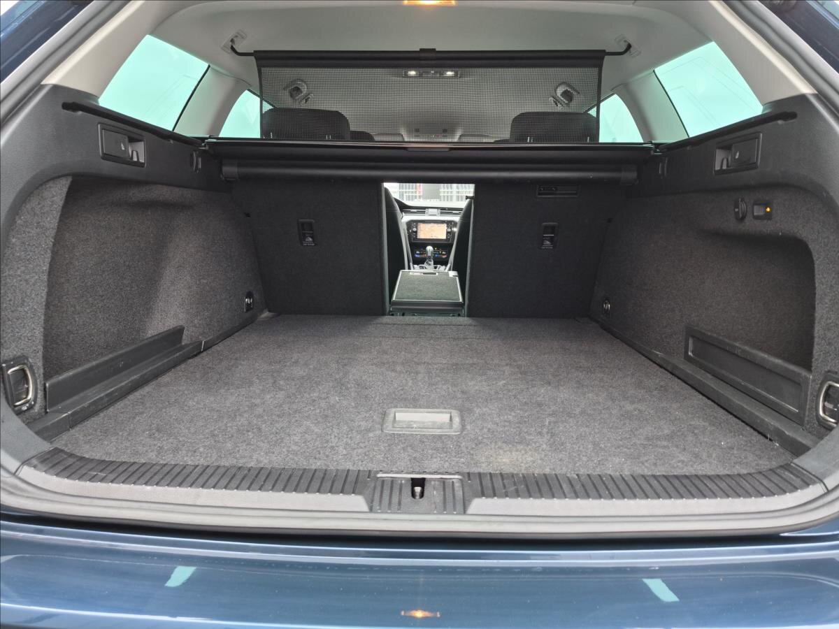 Volkswagen Passat Kombi 2,0 l 110 kw