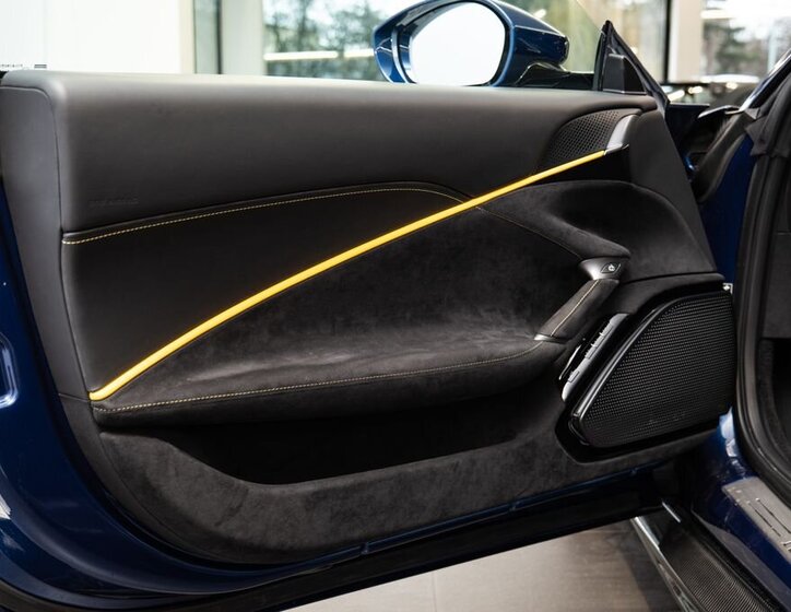 Ferrari Roma Kupé 3,9 l 456 kw