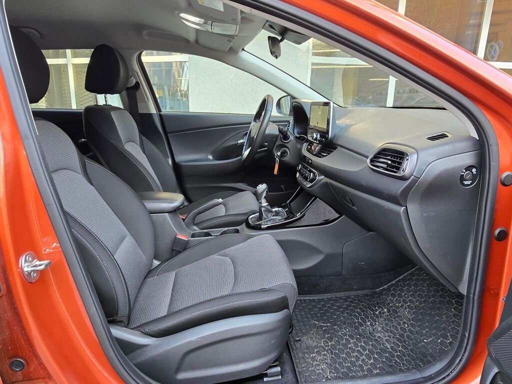 Hyundai i30 Kombi 998,0 73 kw