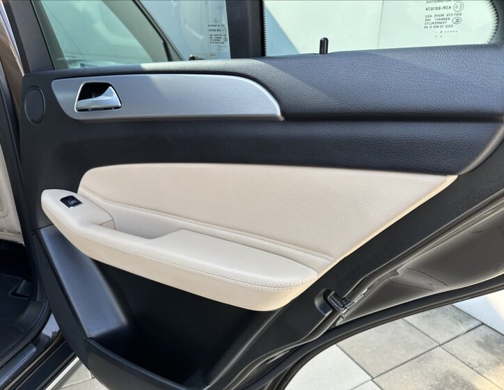 Mercedes-Benz GLE SUV / Terénní 3,0 l 190 kw