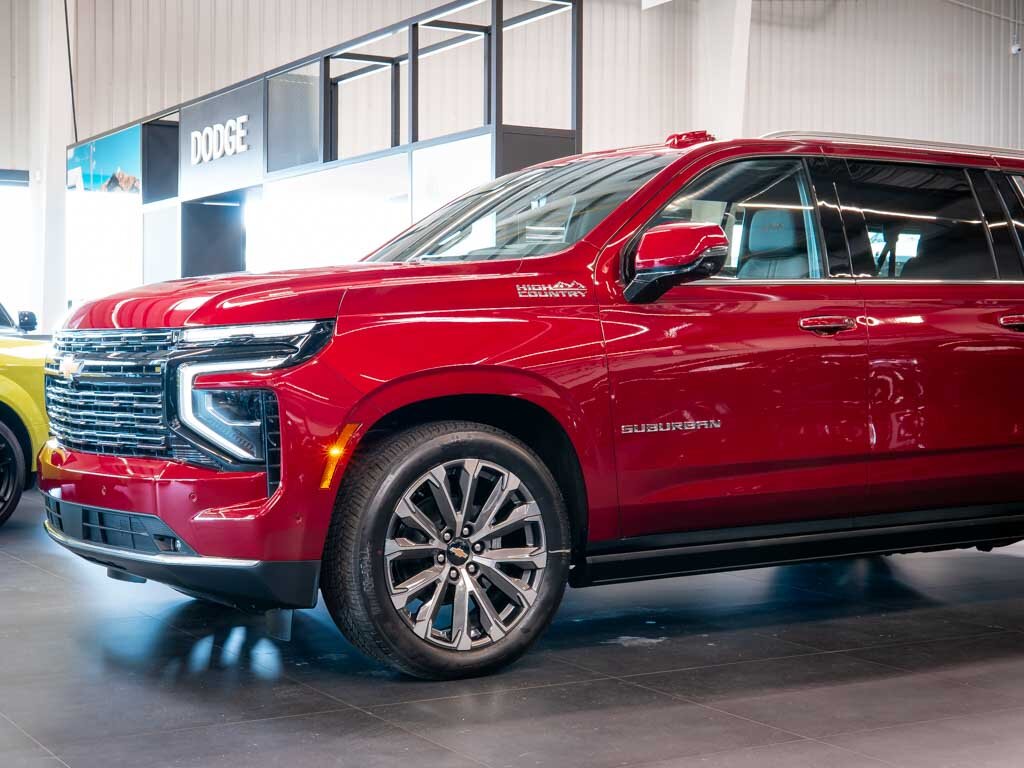 Chevrolet Suburban SUV 6,2 l 313 kw