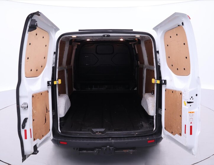 Ford Transit Custom 9