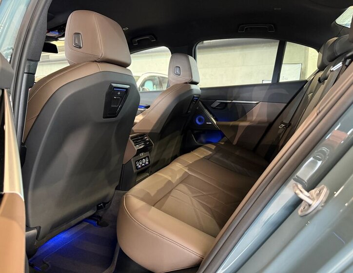 BMW Řada 5 Sedan / Limuzína 3,0 l 360 kw