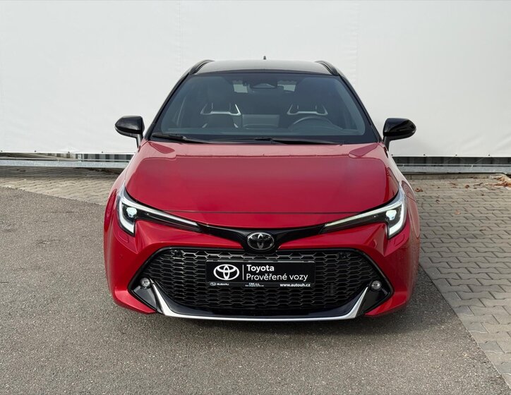 Toyota Corolla Kombi 2,0 l 112 kw