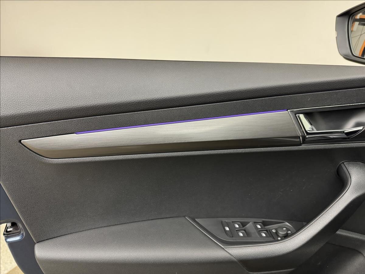 Škoda Karoq SUV / Terénní 1,5 l 110 kw