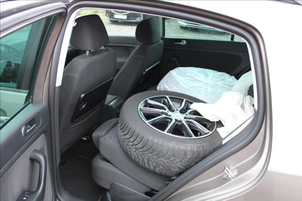 Volkswagen Golf Plus Hatchback 1,2 l 77 kw