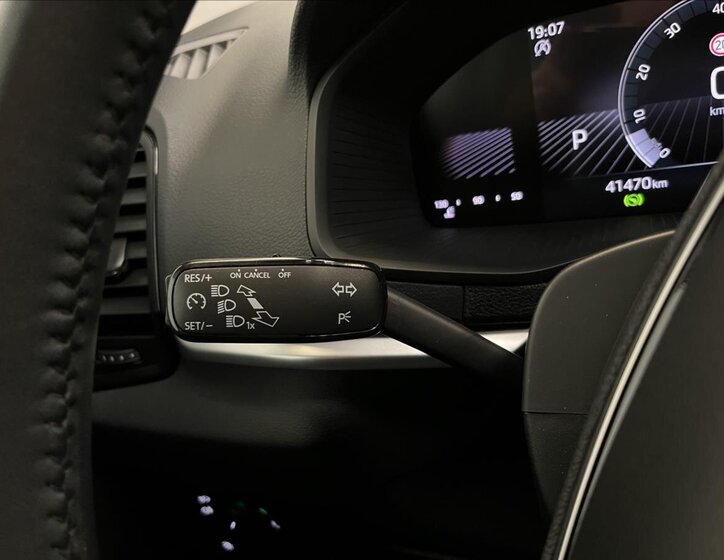 Škoda Karoq SUV 1,5 l 110 kw