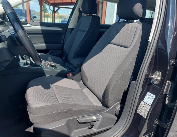 Volkswagen Passat 23