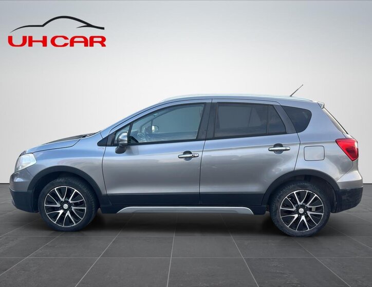 Suzuki SX4 S-Cross 11