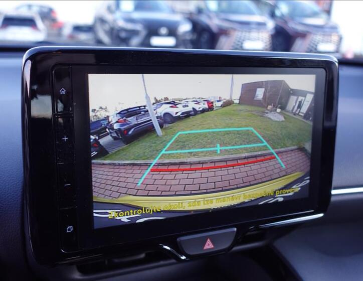 Toyota Yaris Cross 19