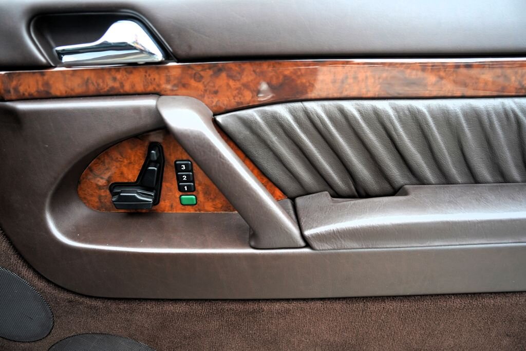 Mercedes-Benz Třídy S Sedan 3,2 l 170 kw