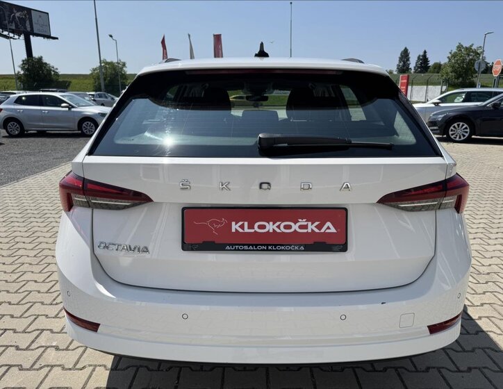 Škoda Octavia 8