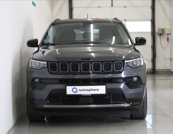 Jeep Compass SUV / Terénní 1,5 l 96 kw