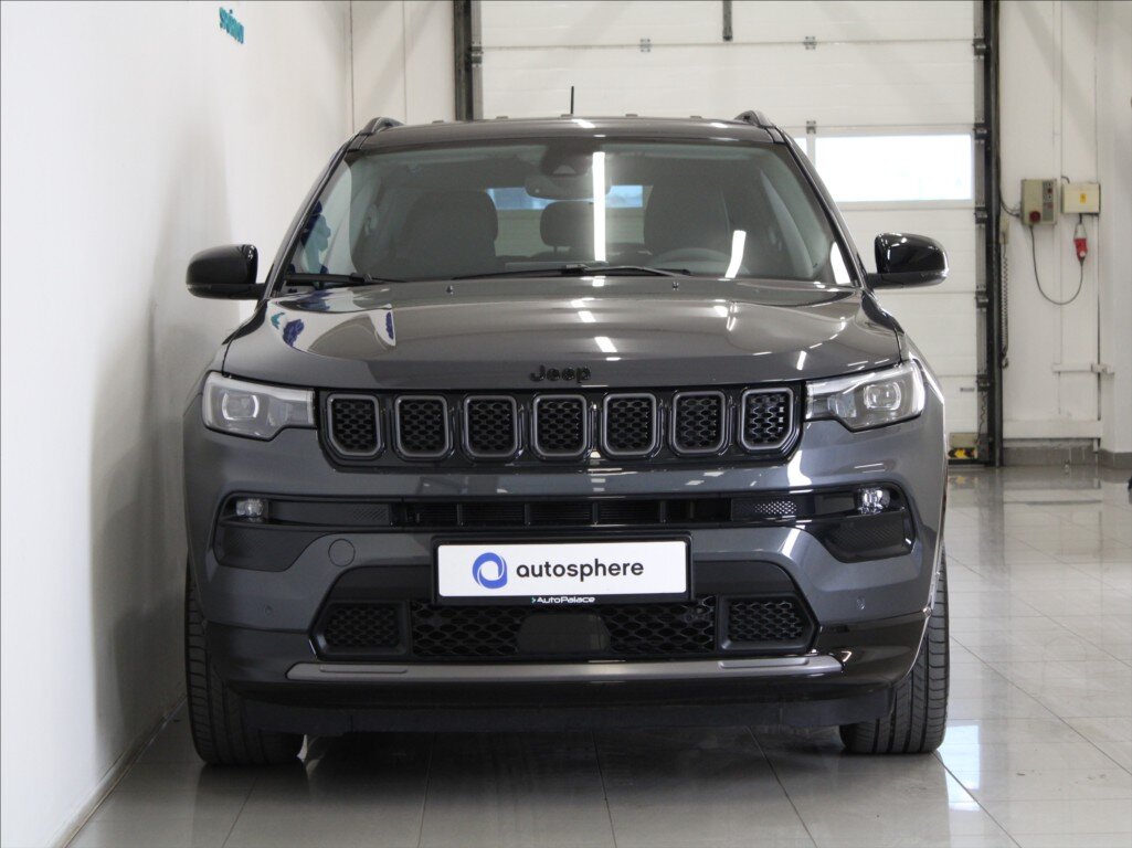 Jeep Compass SUV / Terénní 1,5 l 96 kw