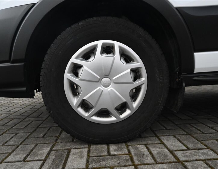 Ford Transit 27
