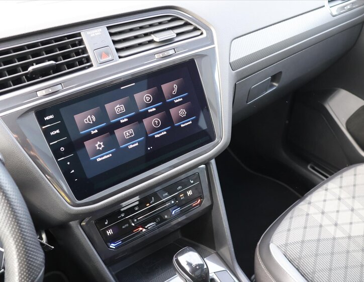 Volkswagen Tiguan Allspace SUV / Terénní 2,0 l 147 kw