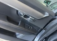Volvo V90 16