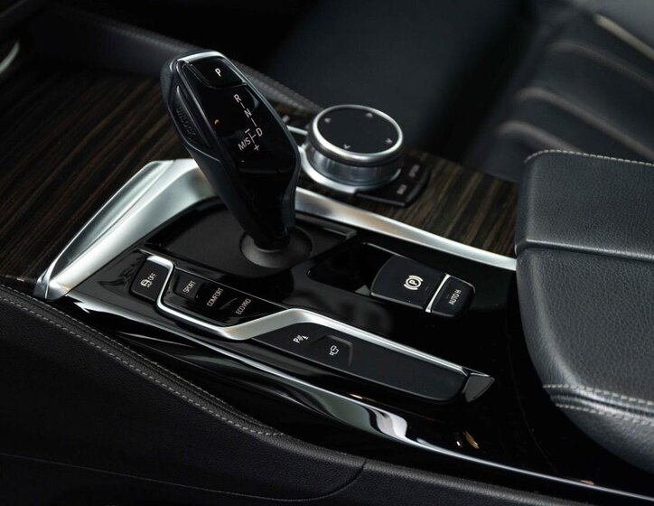 BMW Řada 5 Sedan / Limuzína 3,0 l 250 kw