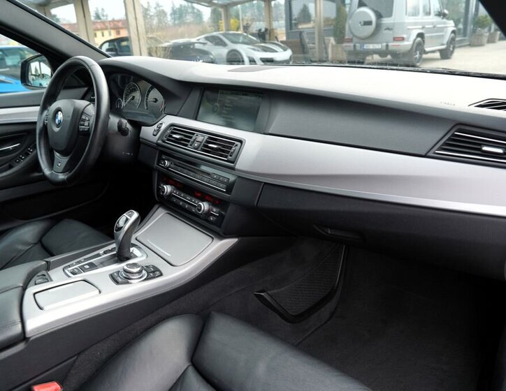 BMW Řada 5 Sedan / Limuzína 3,0 l 190 kw