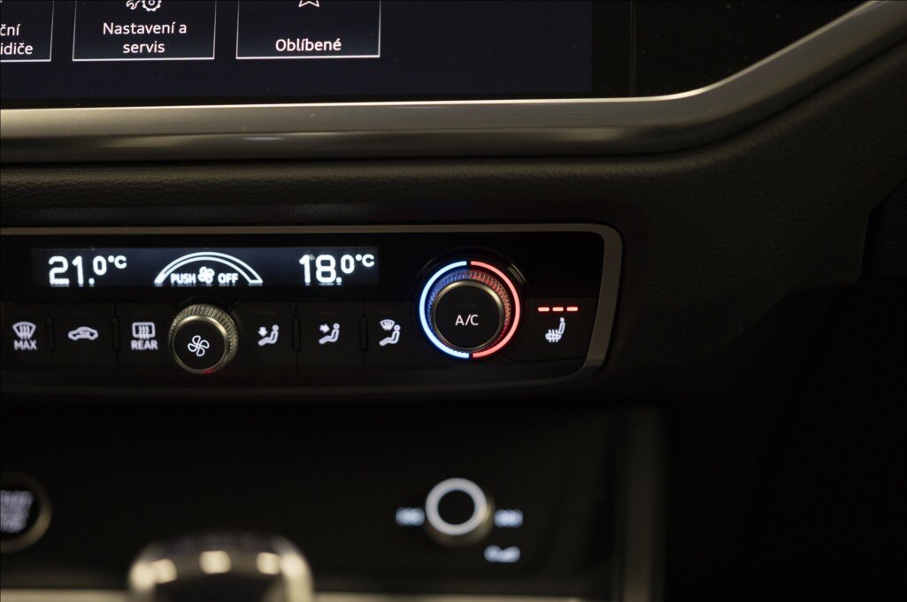 Audi Q3 SUV / Terénní 1,5 l 110 kw