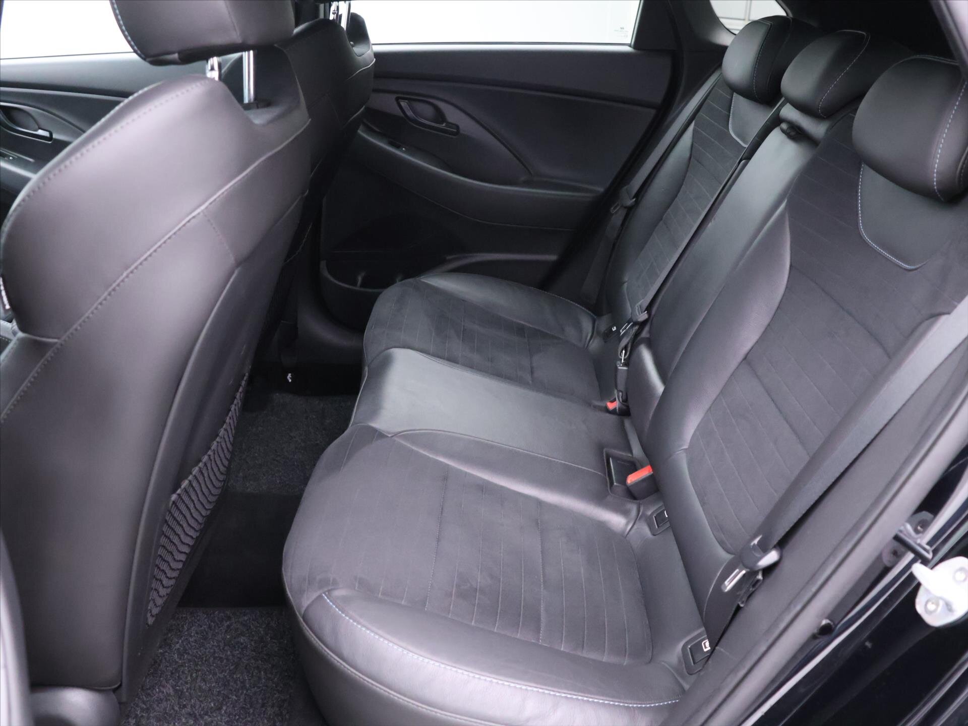 Hyundai i30 Hatchback 2,0 l 720 kw