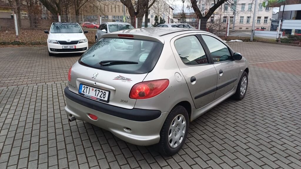 Peugeot 206 Hatchback 1,4 l 55 kw
