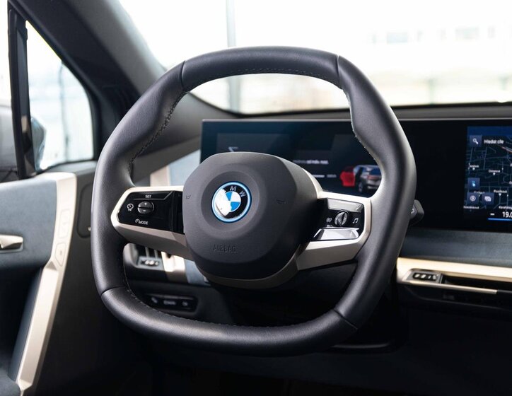 BMW iX SUV 0,0 240 kw