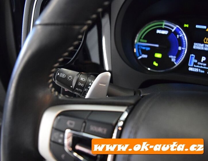 Mitsubishi Outlander SUV 0,0 0