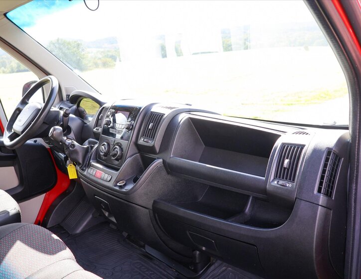 Peugeot Boxer Ostatní 2,2 l 81 kw